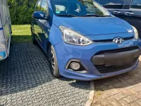Gebraucht Hyundai i10 69 PS (50 kW) 2015 Blau Kleinwagen