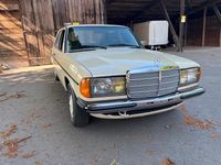 Gebraucht Mercedes 250 129 PS (94 kW) 1979 Beige Limousine