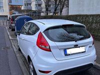 Gebraucht Ford Fiesta Trend 82 PS (60 kW) 2009 Weiß Kleinwagen