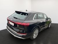 Gebraucht Audi e-tron Sport 369 kW (503 PS) 2022 Schwarz SUV