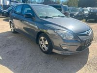Gebraucht Hyundai i30 108 PS (79 kW) 2011 Kombi