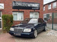Gebraucht Mercedes E280 193 PS (141 kW) 1994 Blau Limousine