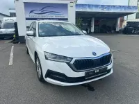 Gebraucht Skoda Octavia Ambition 150 PS (110 kW) 2023 Weiß Kombi