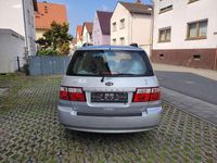 Gebraucht Kia Carens EX 139 PS (102 kW) 2006 Diamantsilber Van / Kleinbus