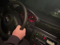 Gebraucht Audi A4 125 PS (91 kW) 1998 Blau Limousine