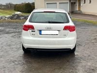 Gebraucht Audi A3 Ambition 140 PS (102 kW) 2012 Weiß Kleinwagen