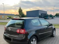 Gebraucht VW Golf VI 75 PS (55 kW) 2008 Schwarz Kleinwagen