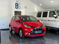Gebraucht Toyota Aygo X-play 69 PS (50 kW) 2015 Rot Kleinwagen