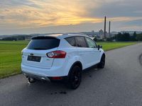 Gebraucht Ford Kuga Titanium 136 PS (100 kW) 2010 Weiß SUV