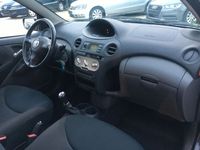 gebraucht Toyota Yaris 1.4 D-4D Sol KLIMA TÜV NEU