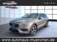 Gebraucht Volvo V60 CC Pro 197 PS (144 kW) 2021 Grau Kombi