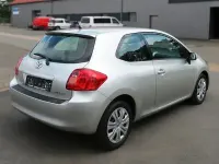 Gebraucht Toyota Auris Sol 124 PS (91 kW) 2007 Silber Kleinwagen
