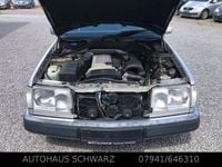 Second-hand Mercedes E280 197 CP (144 kW) 1992 Argintiu Berlinǎ