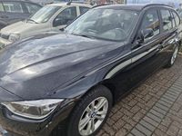 Gebraucht BMW 320 Advantage 184 PS (135 kW) 2019 Black sapphire (metallic) Kombi