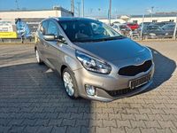 Gebraucht Kia Carens Spirit 135 PS (99 kW) 2016 Silber Van / Kleinbus
