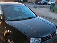 Gebraucht VW Golf IV 75 PS (55 kW) 2002 Schwarz Kleinwagen