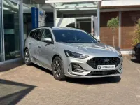 Gebraucht Ford Focus ST-Line X 155 PS (114 kW) 2024 Silber Limousine