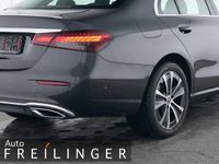 Second-hand Mercedes E300 Avantgarde 258 CP (189 kW) 2023 Gri Berlinǎ