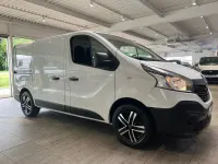 Gebraucht Renault Trafic 116 PS (85 kW) 2014 Weiß Van / Kleinbus