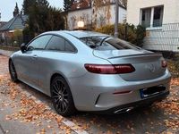 Gebraucht Mercedes E220 197 PS (144 kW) 2021 Silber Coupé