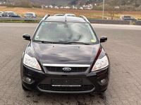 Gebraucht Ford Focus Style 116 PS (85 kW) 2010 Rot Kombi