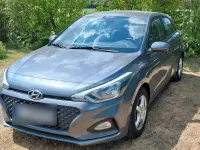 Gebraucht Hyundai i20 Select 75 PS (55 kW) 2020 Grau Kleinwagen