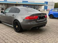 gebraucht Jaguar XE 20t 200PS R-Sport Automatik R-Sport