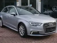 Gebraucht Audi A3 Sportback e-tron Design 150 PS (110 kW) 2017 Silber Kleinwagen