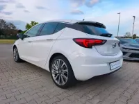 Gebraucht Opel Astra Ultimate 150 PS (110 kW) 2019 Weiß Limousine
