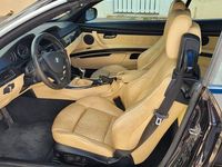 Gebraucht BMW 325 Cabriolet 218 PS (160 kW) 2010 Schwarz Cabrio