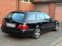 Gebraucht Mercedes E280 190 PS (139 kW) 2006 Schwarz Kombi