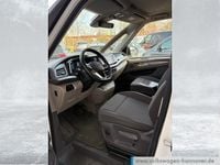 Gebraucht VW Multivan Life 150 PS (110 kW) 2023 Candyweiß Van