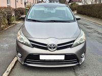 Gebraucht Toyota Verso Skyview Edition 111 PS (81 kW) 2015 Van / Kleinbus
