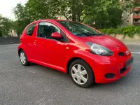 Gebraucht Toyota Aygo Cool 68 PS (50 kW) 2011 Rot Kleinwagen