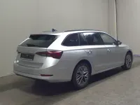 Gebraucht Skoda Octavia Ambition 150 PS (110 kW) 2023 Silber Kombi