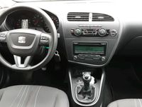 Second-hand Seat Leon 110 CP (80 kW) 2012 Alb Berlinǎ