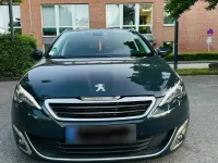 Gebraucht Peugeot 308 150 PS (110 kW) 2016 Andere farben Limousine