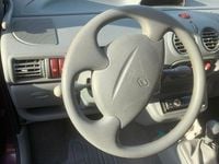 Gebraucht Renault Twingo 58 PS (42 kW) 2003 Rot Kleinwagen