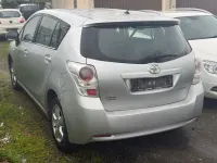 Gebraucht Toyota Verso Life 126 PS (92 kW) 2011 Silber Van / Kleinbus