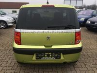 Gebraucht Peugeot 1007 68 PS (50 kW) 2007 Andere farbe metallic Van / Kleinbus