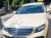 Gebraucht Mercedes E200 160 PS (117 kW) 2020 Beige Limousine