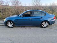 Gebraucht BMW 318 143 PS (105 kW) 2007 Blau Limousine