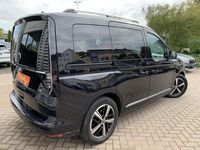 Gebraucht VW Caddy Style 114 PS (83 kW) 2022 Schwarz Van / Kleinbus