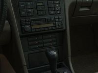 Gebraucht Mercedes 220 150 PS (110 kW) 1995 Grün Limousine