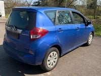 Gebraucht Subaru Trezia 89 PS (65 kW) 2011 Blau Kleinwagen