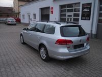 Gebraucht VW Passat Comfortline 140 PS (102 kW) 2012 Silber Kombi