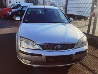 Gebraucht Ford Mondeo 125 PS (91 kW) 2005 Silber Limousine