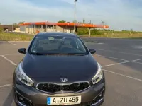 Używany Kia Ceed DREAM-TEAM Edition 101 KM (74 kW) 2016 Szary Hatchback