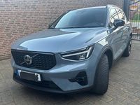 Gebraucht Volvo XC40 Plus 163 PS (119 kW) 2023 Grau SUV