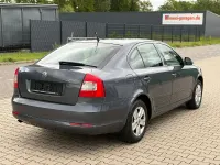 Używany Skoda Octavia 2011 Szary Sedan/Limuzyna
